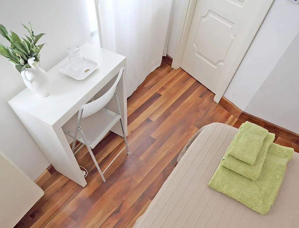 Relais Azuni Bed & Breakfast Cagliari İtalya